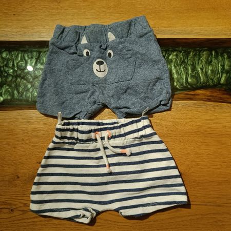 Shorts Grösse 80