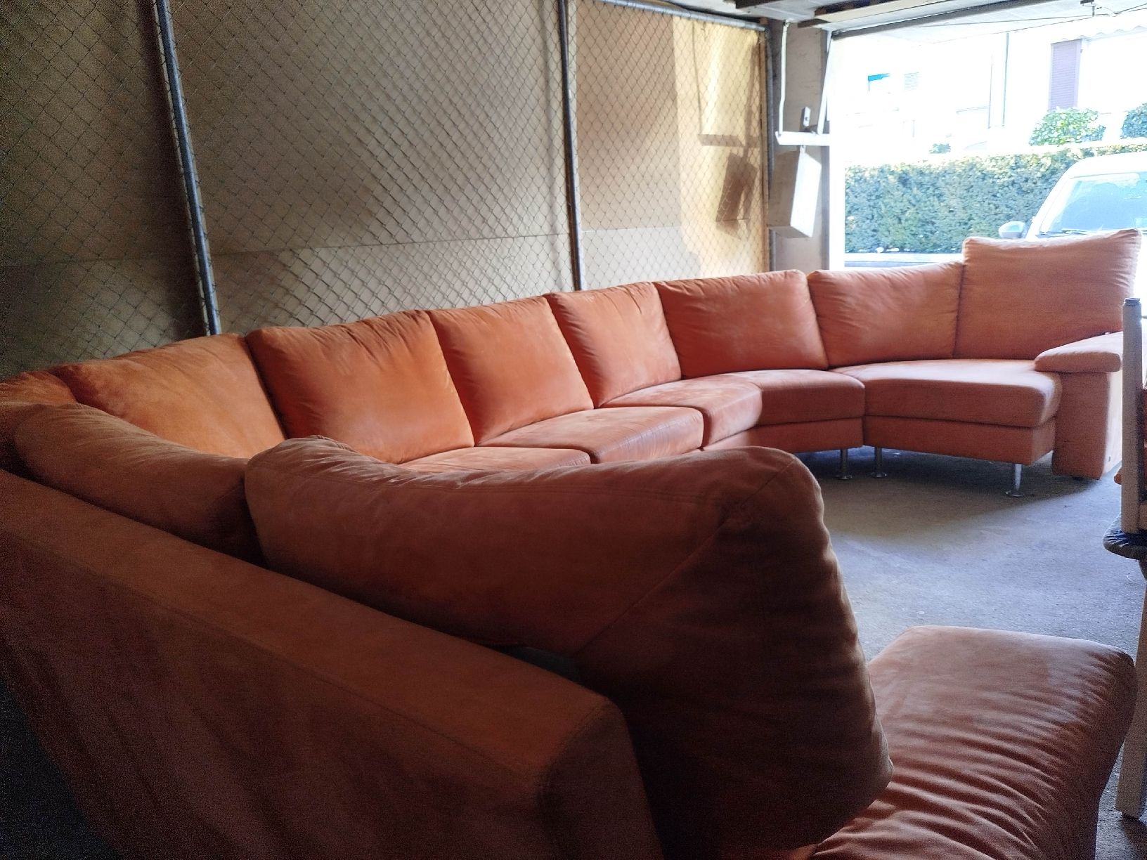 Divani: Orange Sectional Sofa – Usato da Fislisbach venduto da Nikola1-1-1 1