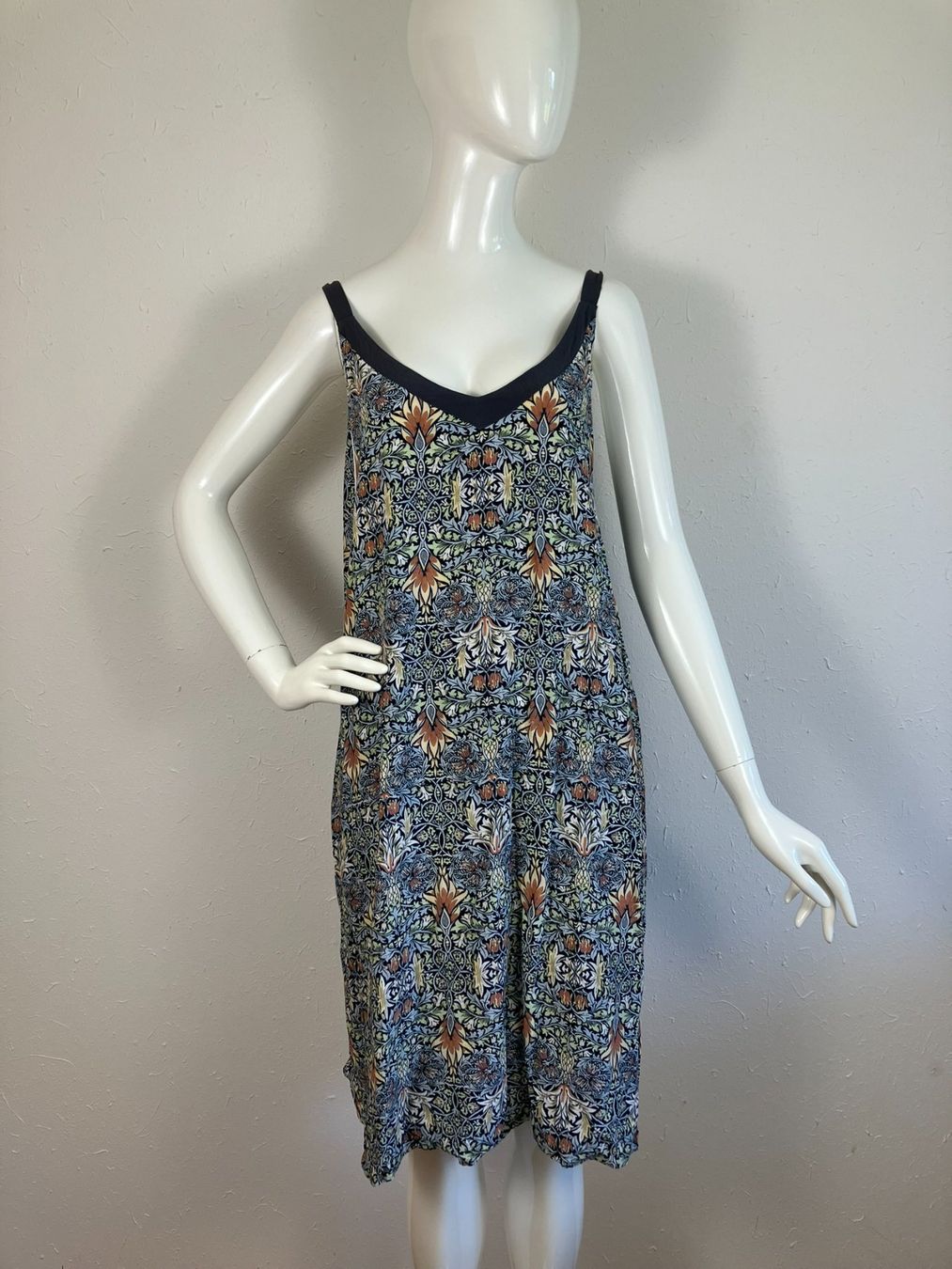 Nile Robes: NILE Kleid Gr.XL – D'occasion à Laupen ZH par kar_lfz6