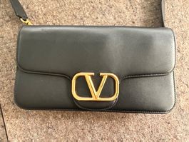 Valentino Garavani V Logo Ledertasche schwarz top SALE
