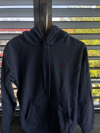 Levi‘s pulli