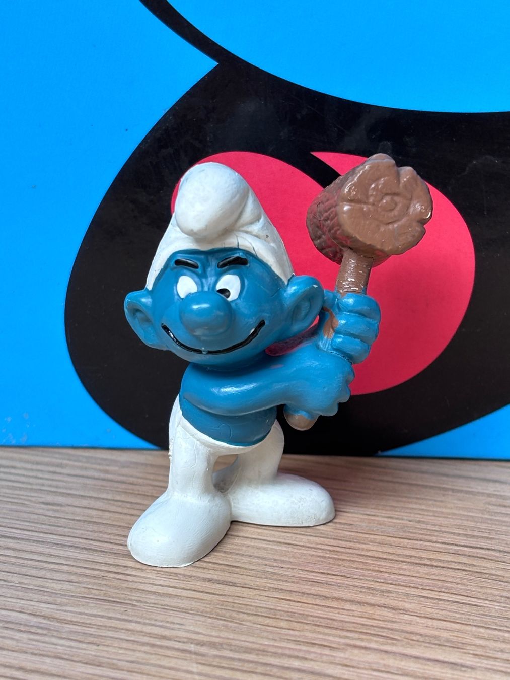 Statuette: Schlumpf mit Hammer – Usato da Lyss venduto da Duckszone