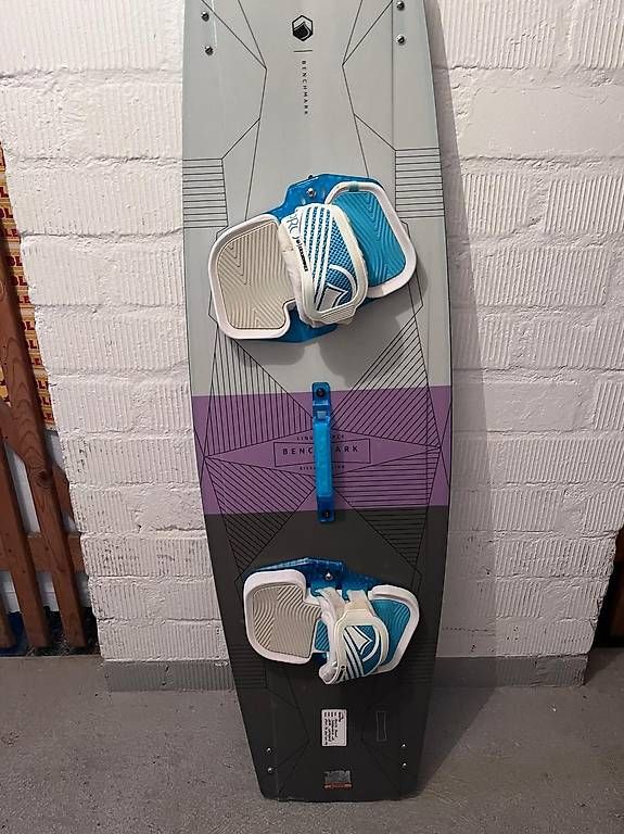 Aquilone: Liquid Force Kitebord  – Usato da Liebefeld venduto da dsurfing01