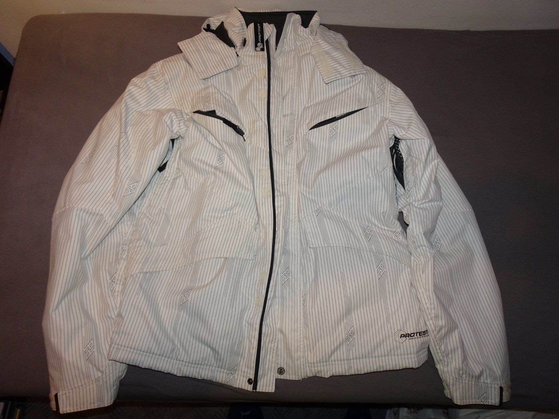Giacche: Protest  Snowboard Jacke – Usato da Waldenburg venduto da LuxusTrends 1