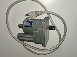 Binder Magnete 54-3.18, 220V, funktionstüchtig! Schalter