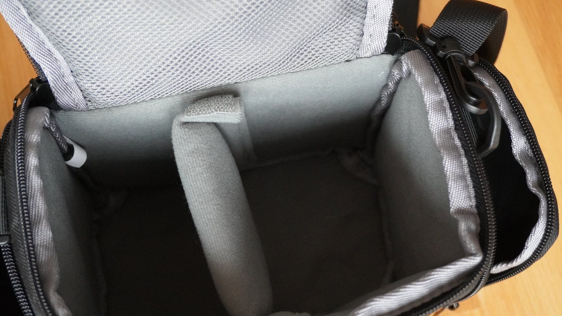 Borse: Cwatcun Kameratasche Camera Bag – Usato da Heerbrugg venduto da sve_p826 2