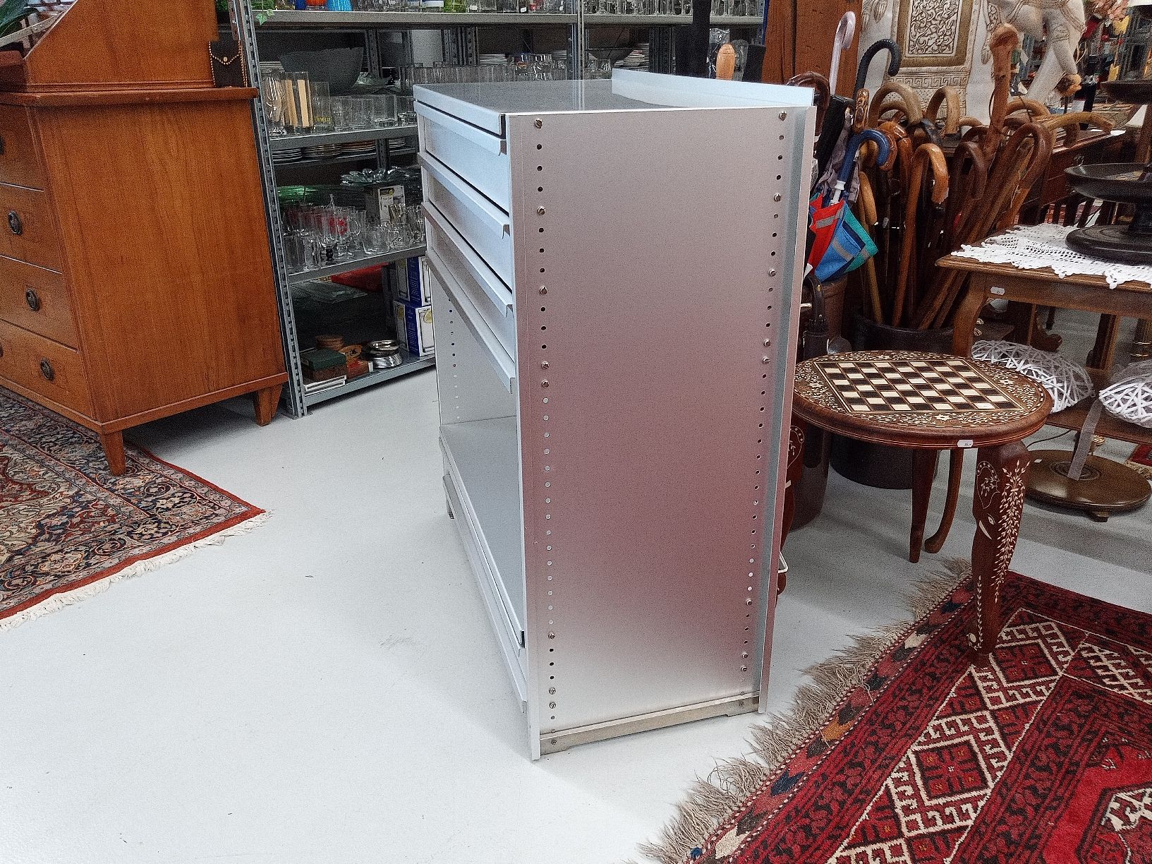 Lehni Kommoden: Lehni Aluminium Kommode / Regal mit Schubladen  – Gebraucht aus Reiden von Zofi-Brocki 4