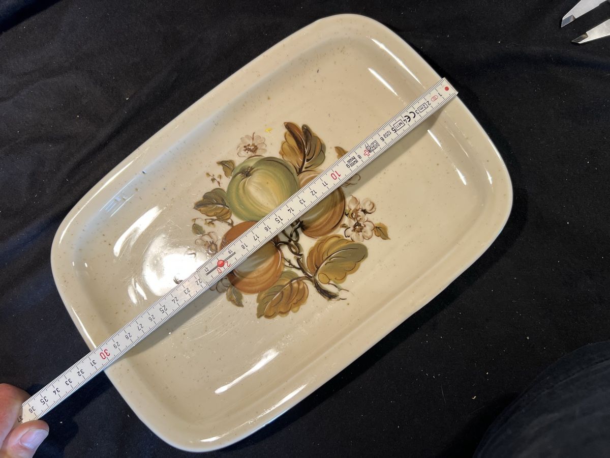 Servierplatten: Vintage Keramik Servierplatte Herbstdekor, 34 x 22 cm – Gebraucht aus Niederrohrdorf von beniledergerber 1