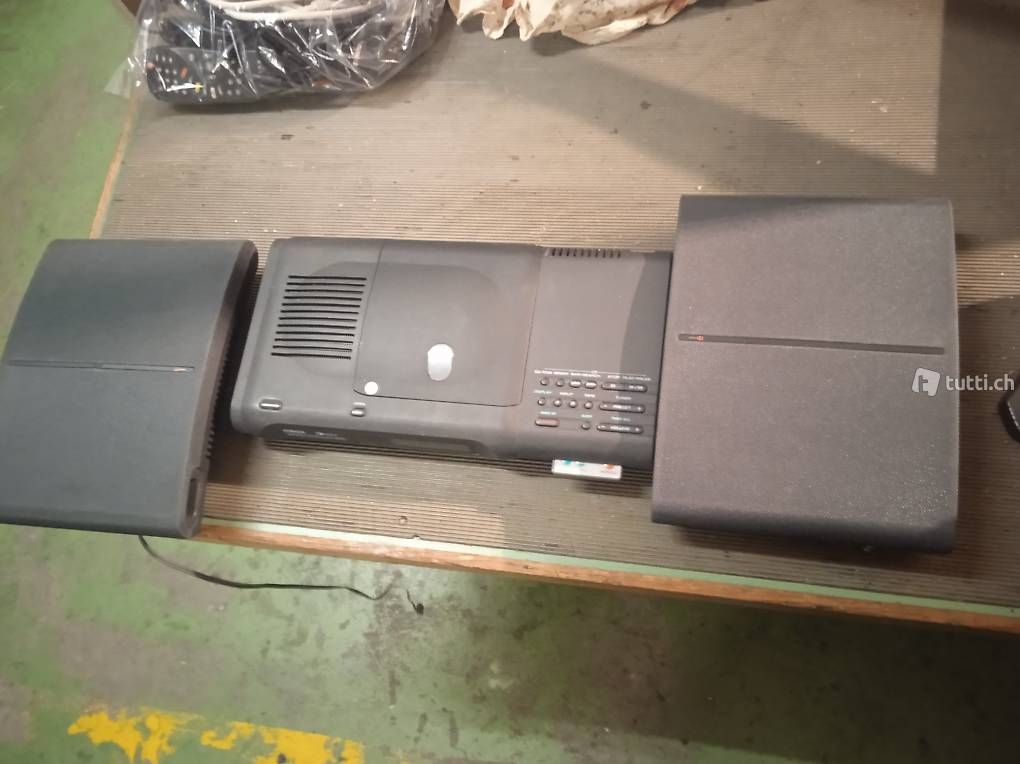 Yamaha Lettore multimediale & Streamer: Yamaha YST 99 CD – Usato da Basel venduto da Petergunn