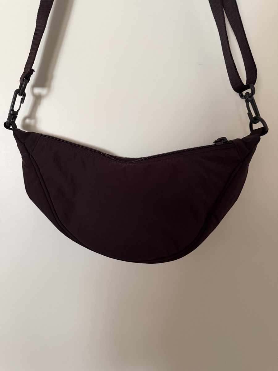 Uniqlo Borse: Uniqlo Ultra Mini Tasche | Dunkellila – Nuovo (secondo la descrizione) da Zollikofen venduto da liindaaa 1