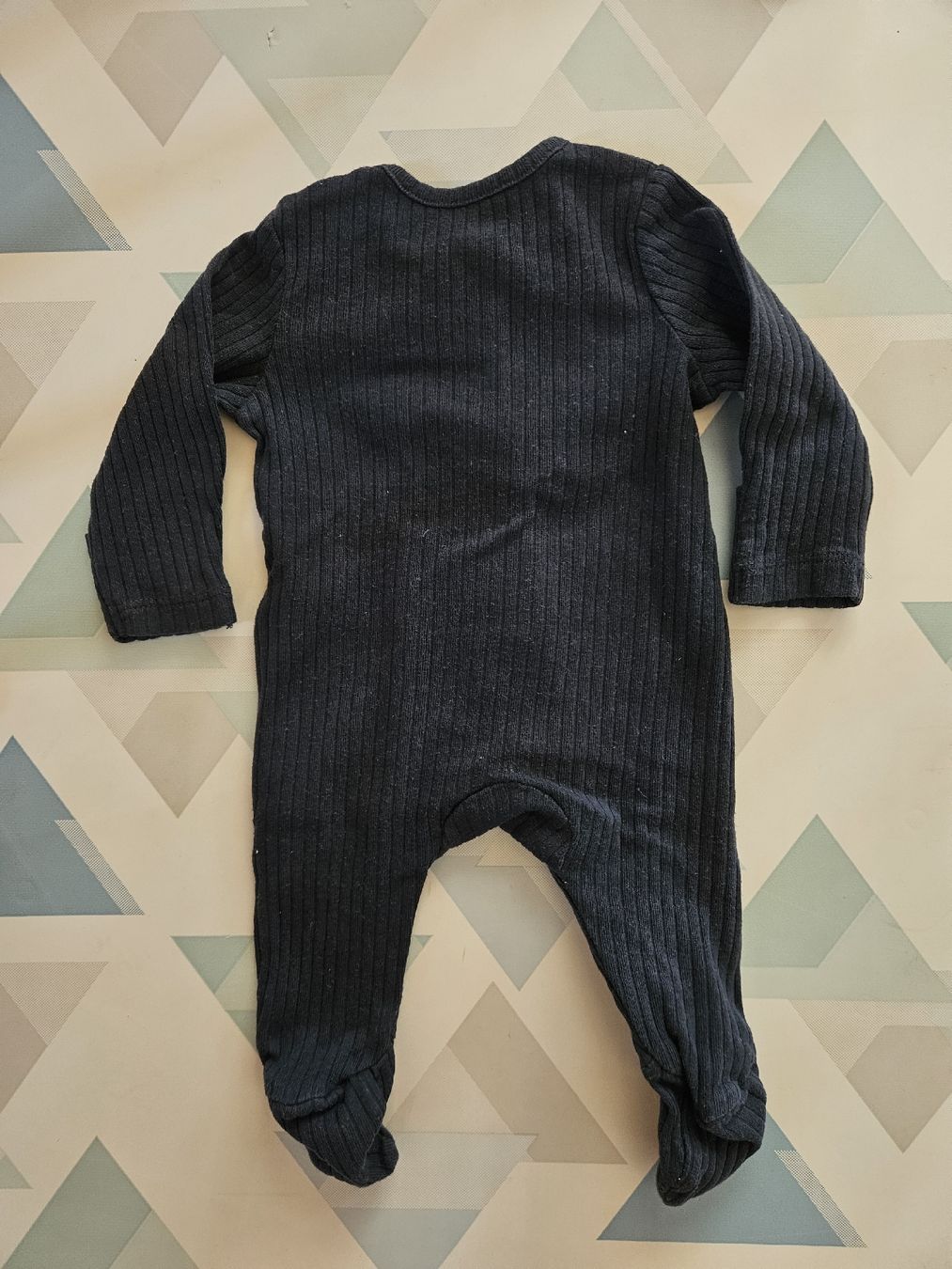 Pyjamas & Ähnliches: Strampler Gr. 50 – Gebraucht aus Worb von jun_fj8w 1