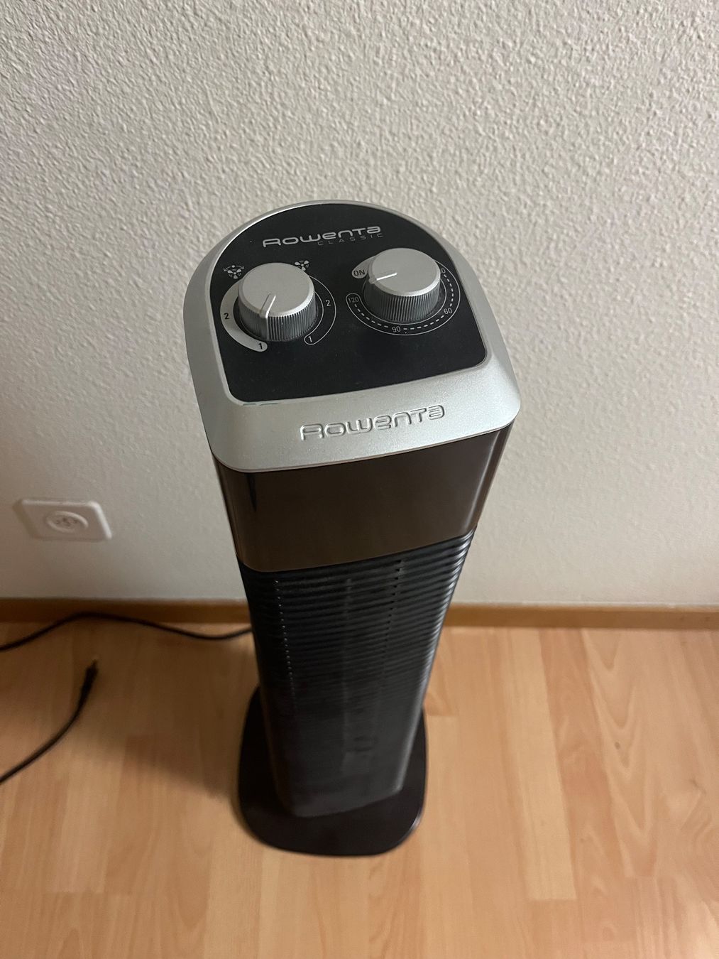 Ventilatori: Turmventilator Rowenta Classic schwarz – Usato da Trimbach venduto da ClaudioM03 1