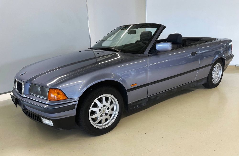 BMW 320i Cabrio