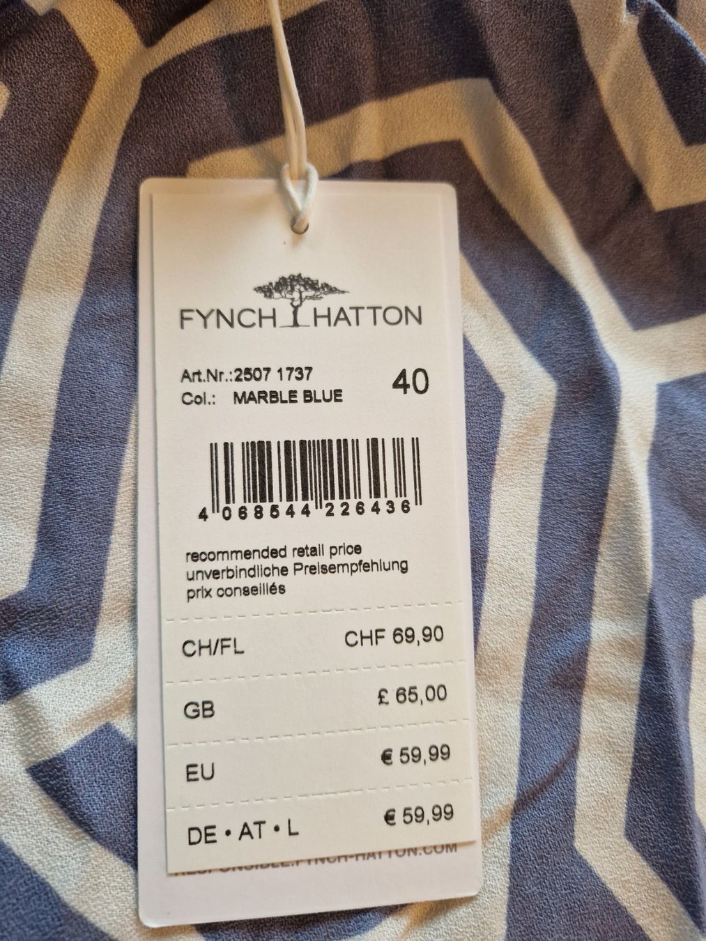 Camicette: Fynch & Hatton Bluse blau 40 NEU – Nuovo e nell'imballaggio originale da MUEHLAU venduto da ibo_5c7d 2