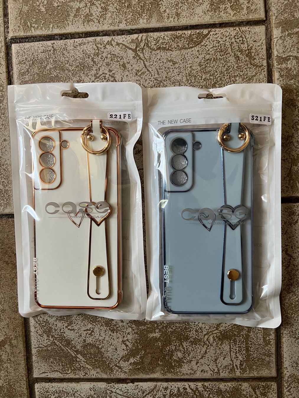 Cover & Protezioni schermo: étuis pour samsung S21FE – Nuovo e nell'imballaggio originale da Marly venduto da gol_7sfs 6