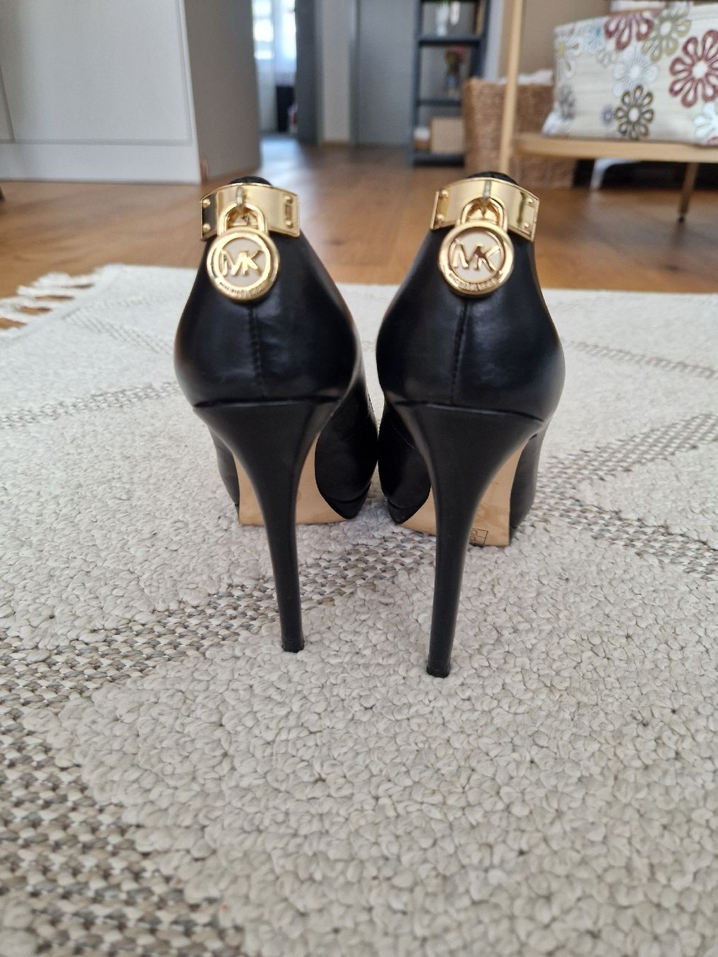 Michael Kors Scarpe da donna: Michael Kors High Heels GR. 35.5 – Usato da Thun venduto da sti_85yy 3