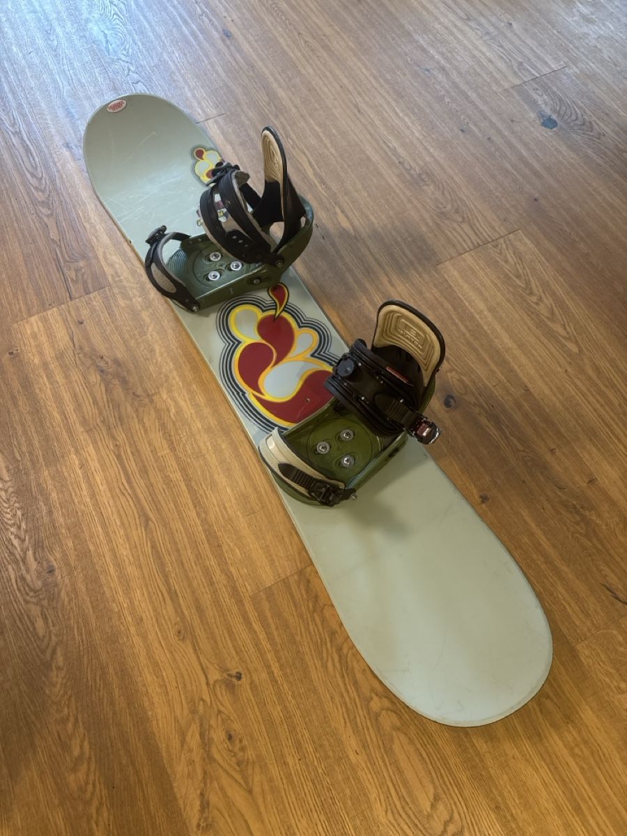 Board: Snowboard Burton Punch – Usato da Steffisburg venduto da Joon