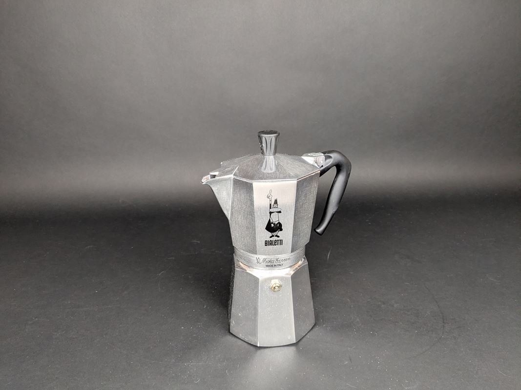 Bialetti Macchine per caffè & Macchine per espresso: BIALETTI Moka Express Kaffeemaschine – Nuovo (secondo la descrizione) da Thun venduto da Restwert_Thun 2