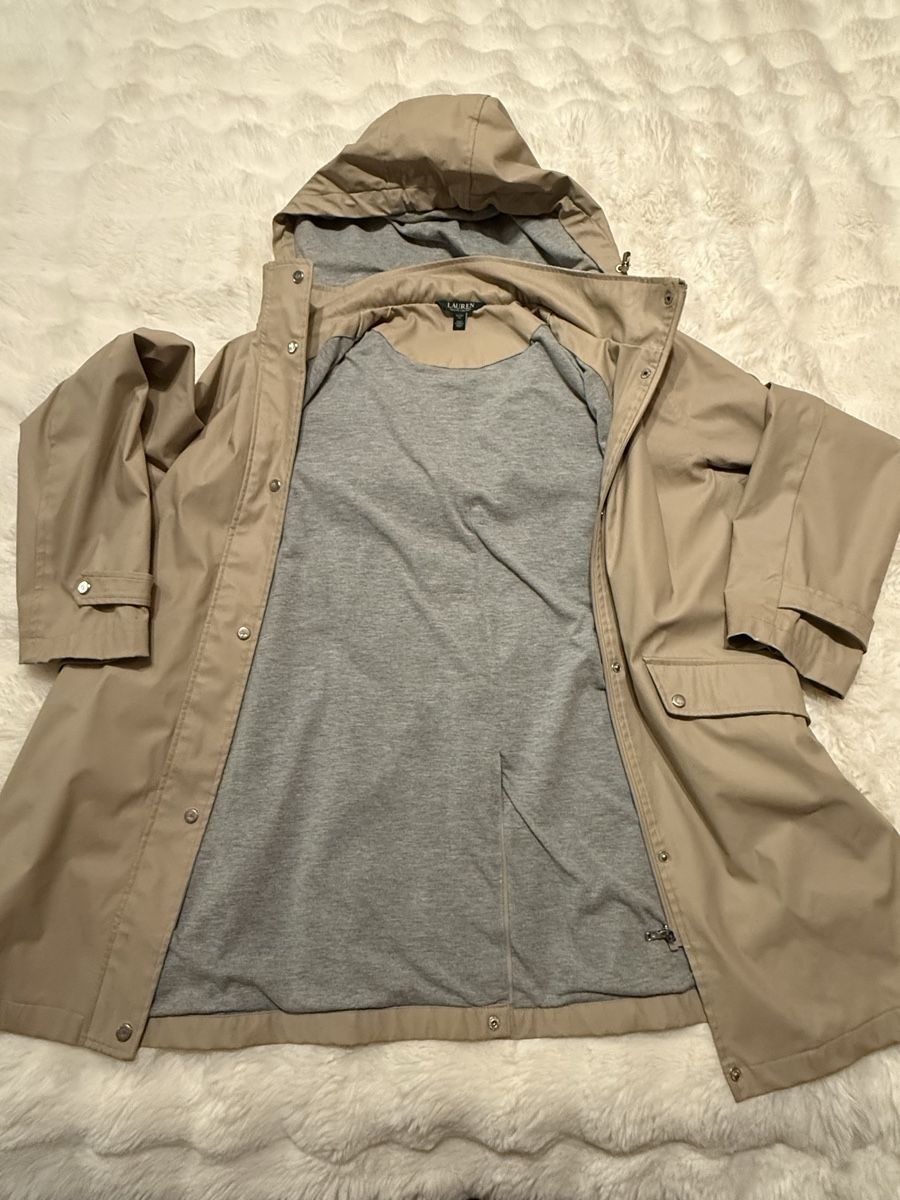 Ralph Lauren Cappotti: veste imperméable ralph lauren beige à capuche – Usato da Monthey venduto da Joseph-29 1