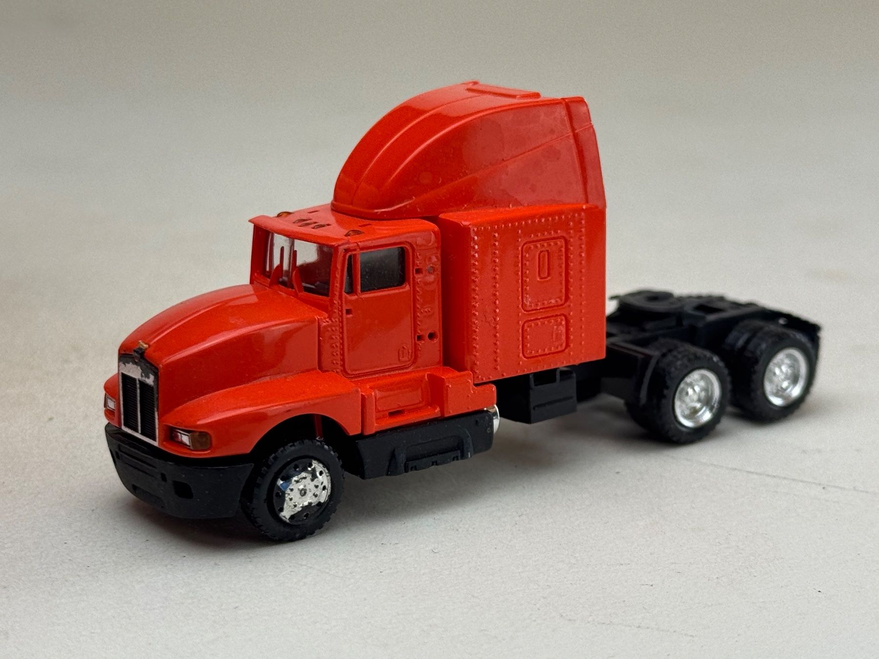 Modellautos: EB- US Zugmaschine orange – Gebraucht aus Elm von Wikmtz