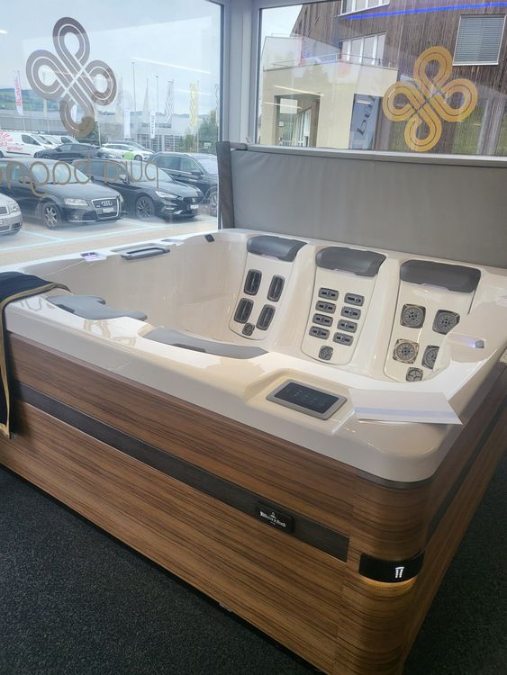 Villeroy Und Boch Whirlpool Abverkauf