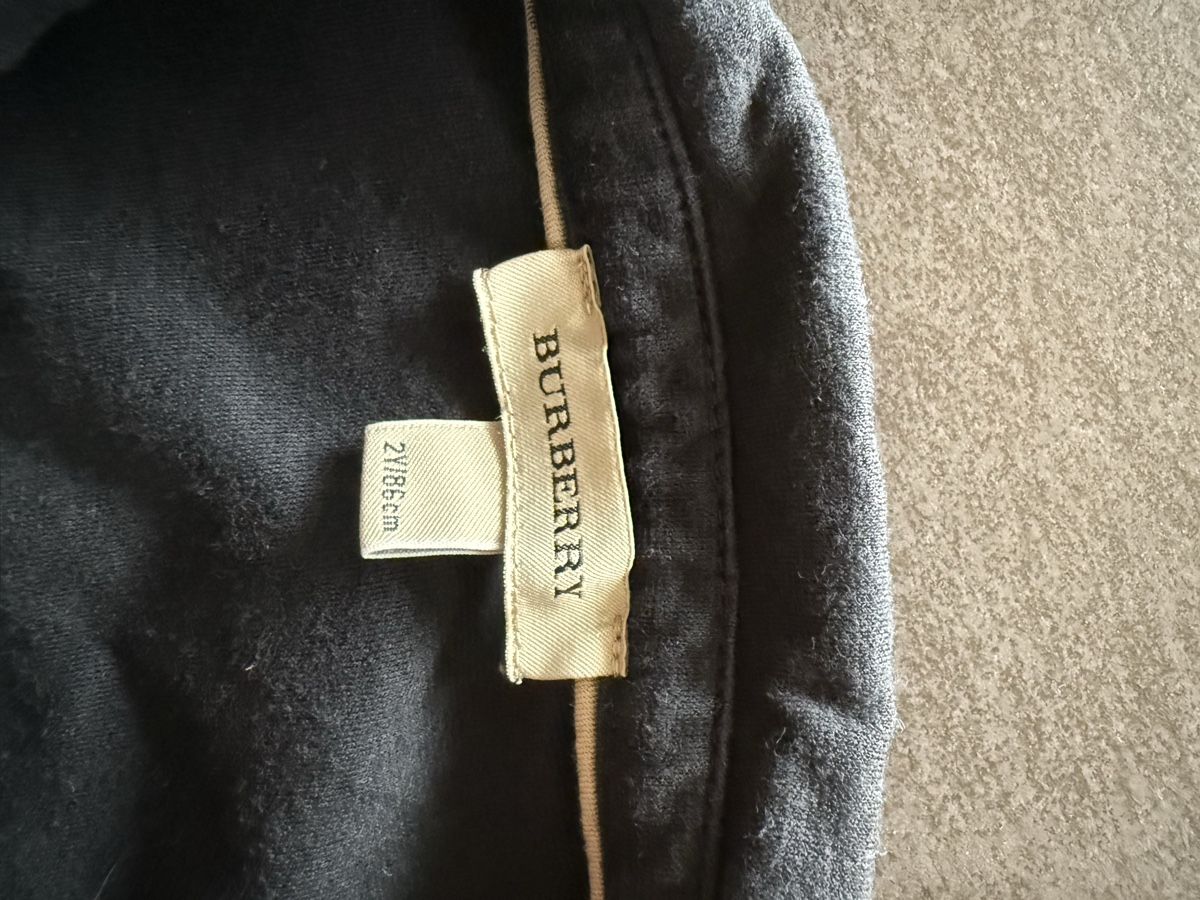 Burberry Lotti & Set di vestiti: Burberry Kids vêtements  – Usato da Bremgarten b. Bern venduto da nathalie83 6