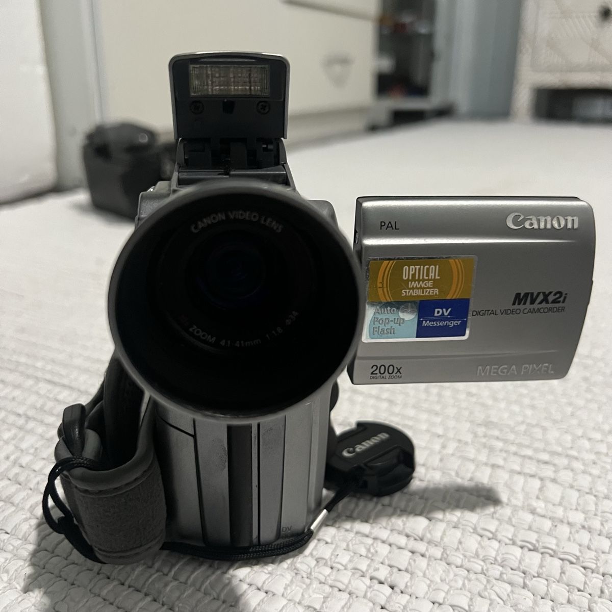 Canon Videocamere: Canon MVX2i Camcorder mit optischem Bildstabilisator – Usato da Unterkulm venduto da Sita013