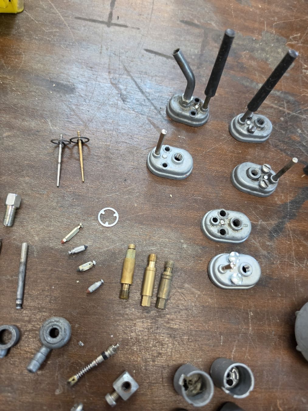 Parti ricambio per ciclomotori: Diverses Vergaser Material Bing original Mofa  – Usato da Lenggenwil venduto da Opc_Power 5