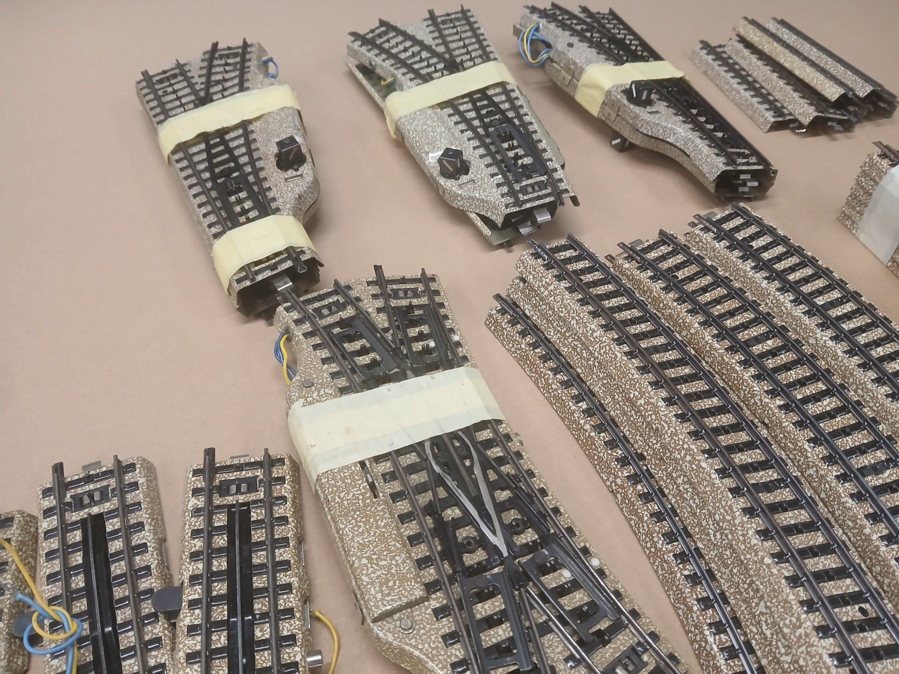 Märklin Modelleisenbahnen: Märklin H0 M-Gleise Lot2 – Gebraucht aus Däniken SO von nitro161 1