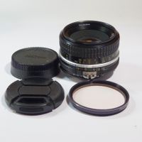Nikon Ai 50mm f/1.8 Spiegelreflex analog + digital