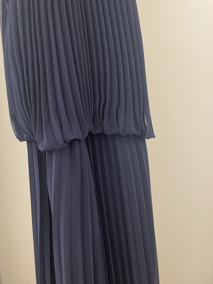 Vestiti: Dunkelblaues Abendkleid – Usato da Küssnacht am Rigi venduto da Ginger027 1