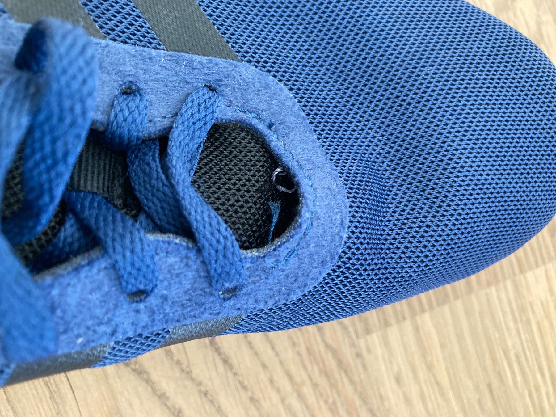 Adidas Schuhe für Jungen: Adidas Hallenschuh Grösse 34 – Gebraucht aus Köniz von Hollis01 4