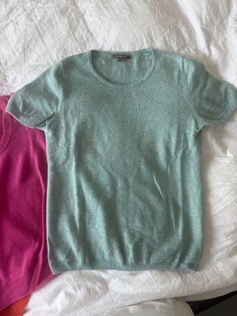 Tricot col rond manches courtes 100% cachemire taille 2