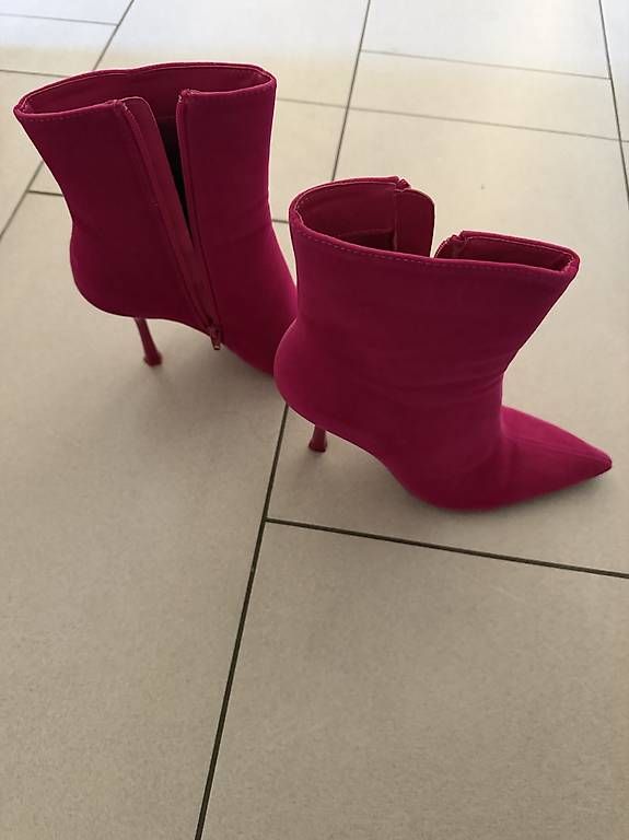 Damenschuhe: Stivaletti donna rosa – Neu und originalverpackt aus Tenero von loa_7m8d