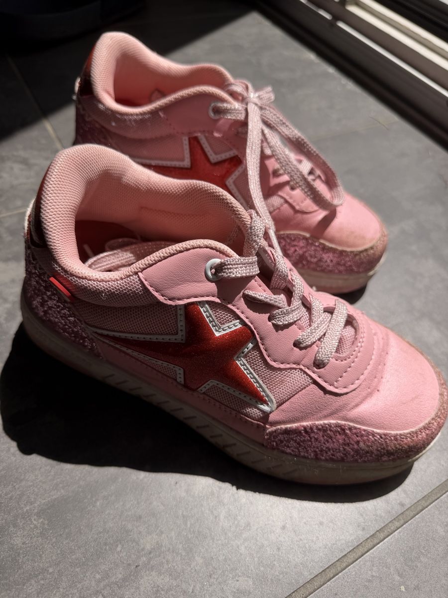 Pattini in linea & Pattini a rotelle: Breezy Rollers Pink Star Glitter Roller Shoes nr. 35 – Usato da Wettingen venduto da iidy 2
