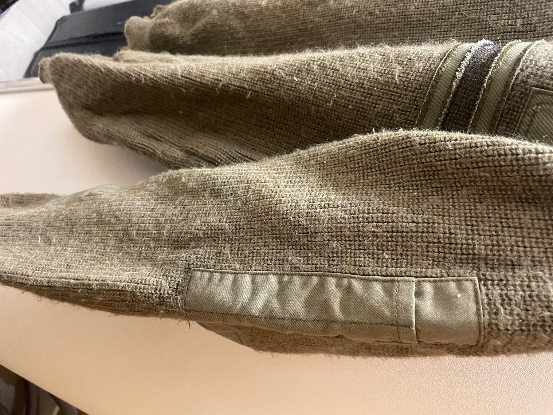 Armée suisse Uniformes: Instruktor Pullover – D'occasion à Oberiberg par stab 1