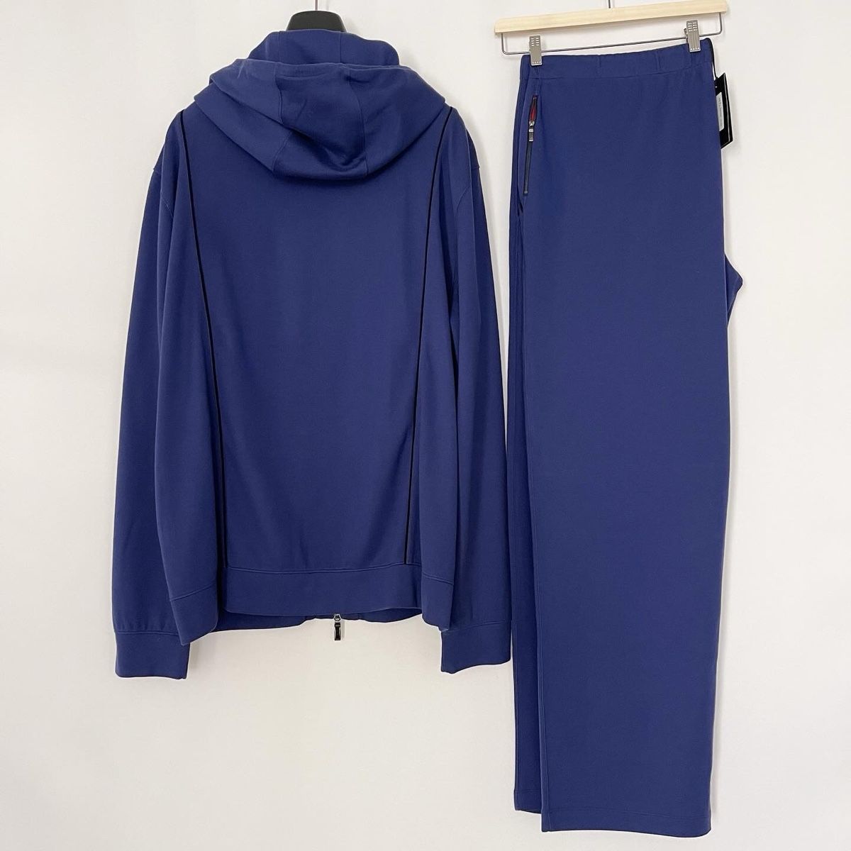 Kleiderpakete: FERU Sportswear Set new – Neu und originalverpackt aus Emmen von Avviivva_Com2023 3