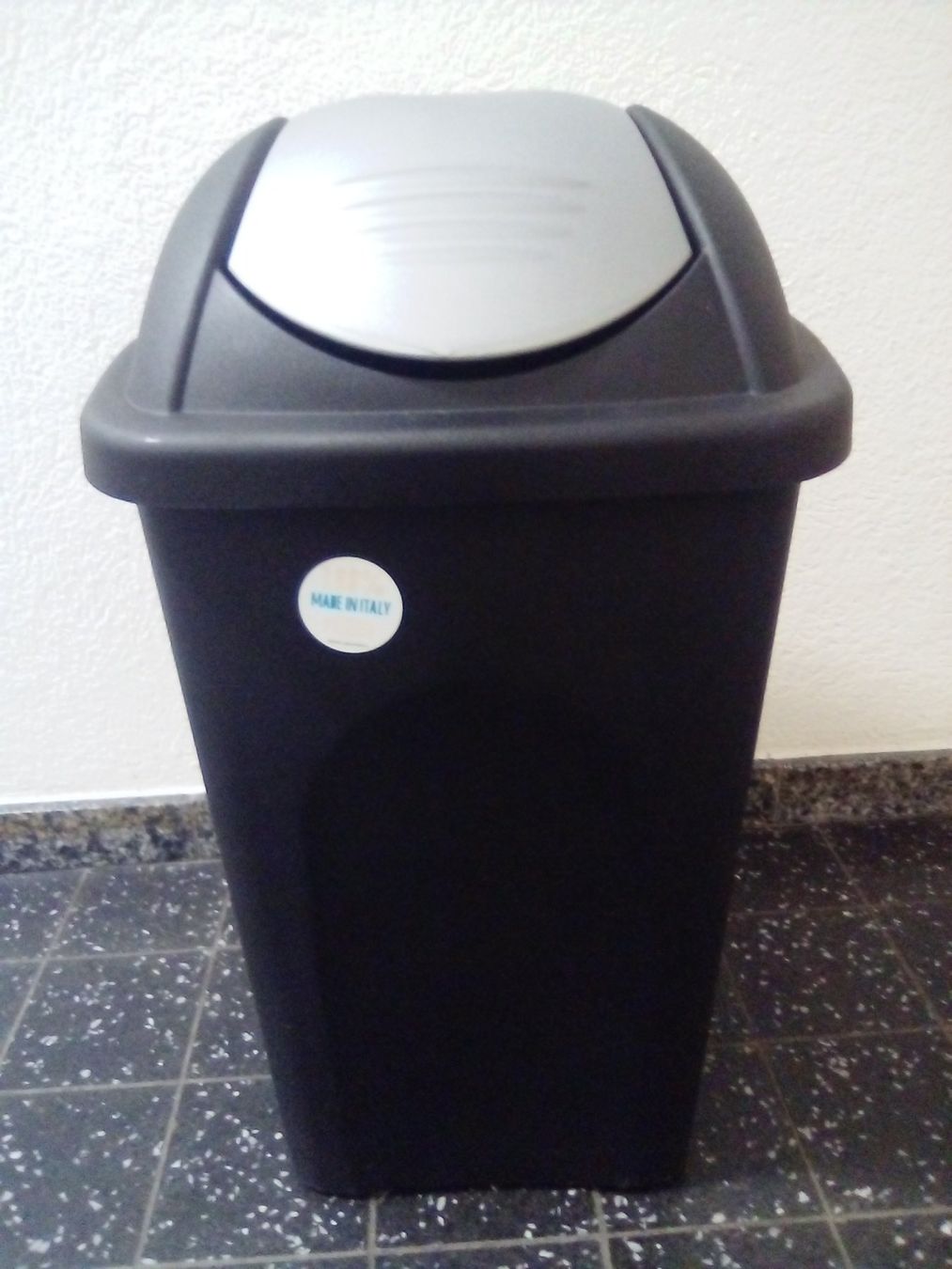 Cestini per rifiuti: Stefanplast Mülleimer Abfallkübel Schwarz Grau, 60l – Nuovo (secondo la descrizione) da Winterthur venduto da Colonica