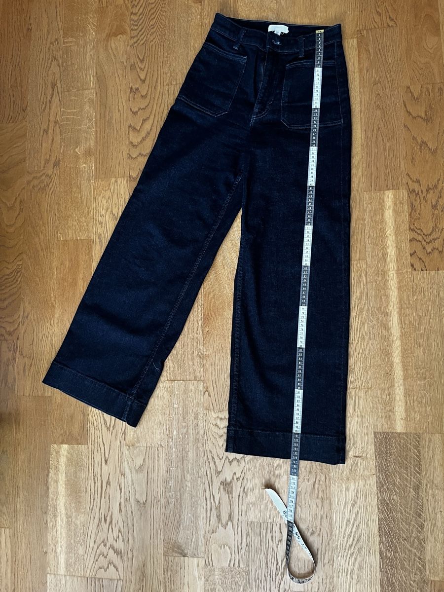 H&M Jeans: Jeans jambes larges H&M – Gebraucht aus Villars-Bozon von ale_8ynr