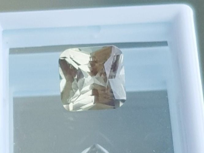 Edelsteine: Farbwechselnder Diaspor,Csarite – Gebraucht aus Wolhusen von toni079 4