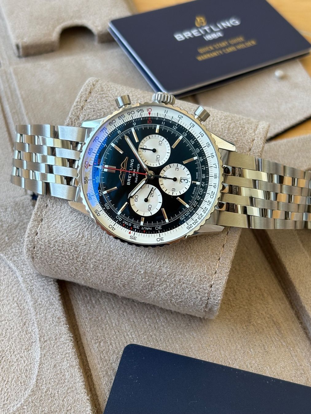 Breitling Orologi: Breitling Navitimer B01 Chronograph 46 Fullset mit Garantie – Usato da Birsfelden venduto da Mynos 5