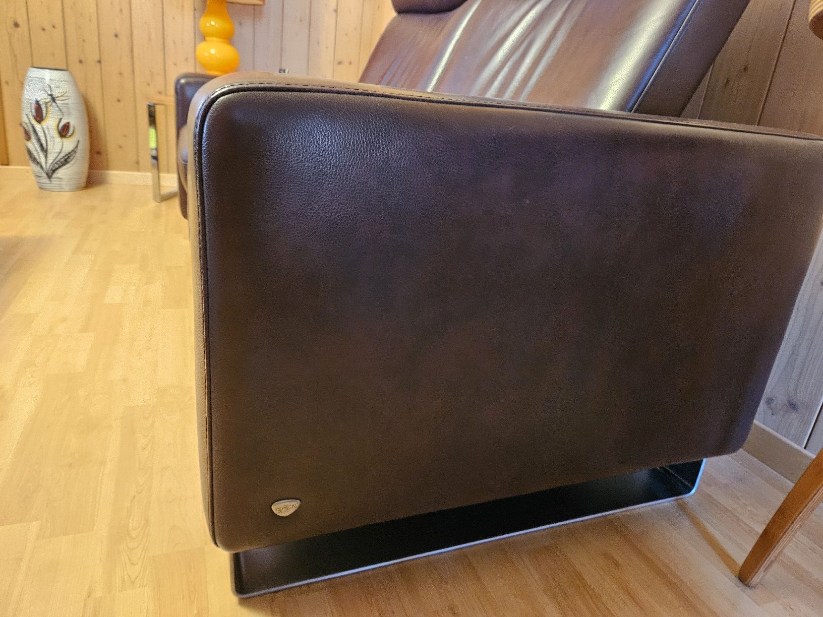Stressless Divani: Stressless Space Leder Sofa Aubergine Zweisitzer – Usato da Rüti ZH venduto da Moli8 3