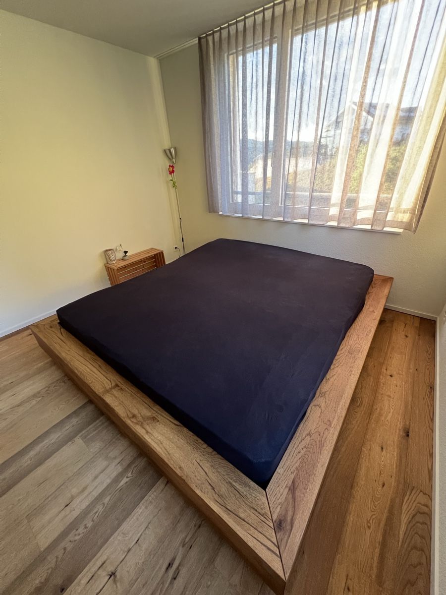 Letti: Balkenbett Holzbett 180x200 – Usato da Küssnacht am Rigi venduto da Bluecorrado88 4
