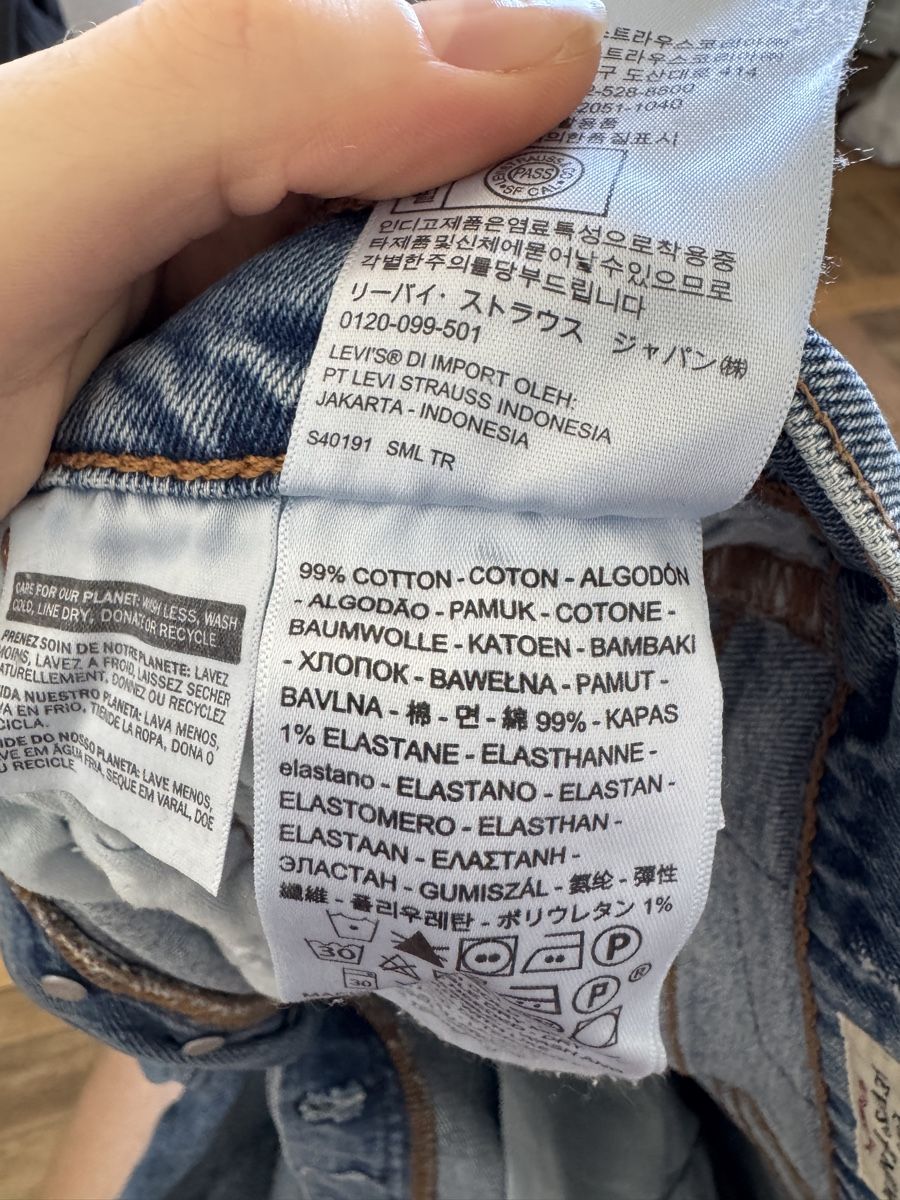 Levi's Jeans: Levi‘s Ribcage Shorts – Nuovo (secondo la descrizione) da Zürich venduto da afcvx 3