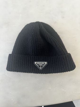 Prada Wollmütze, Schwarz