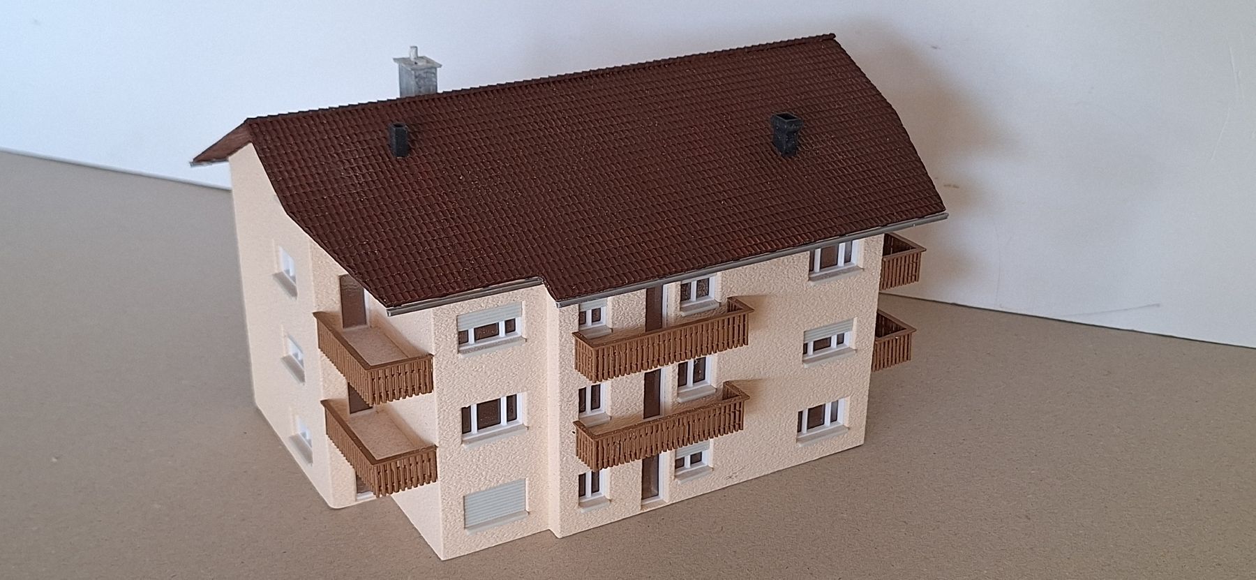 Modellini di ferrovie: Mehrfamilienhaus – Nuovo (secondo la descrizione) da Weisslingen venduto da Moco_mexiko 9