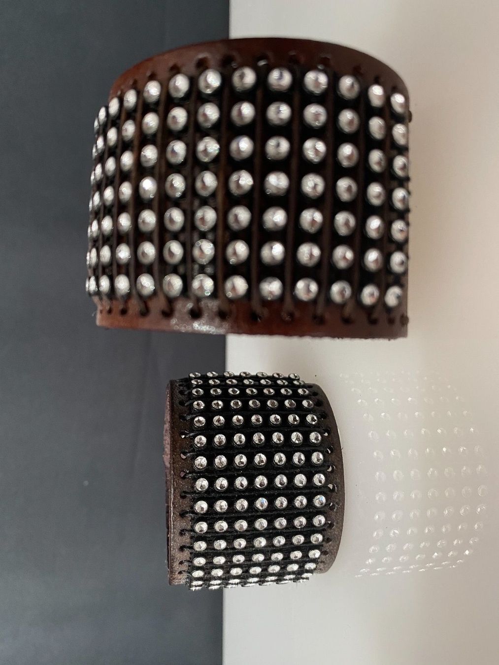 Bracciali & Braccialetti: GLAMOUR ARMBand B 48mm Neu…Hell oder Dunkel BRAUN – Nuovo e nell'imballaggio originale da Zürich venduto da stock4you 2