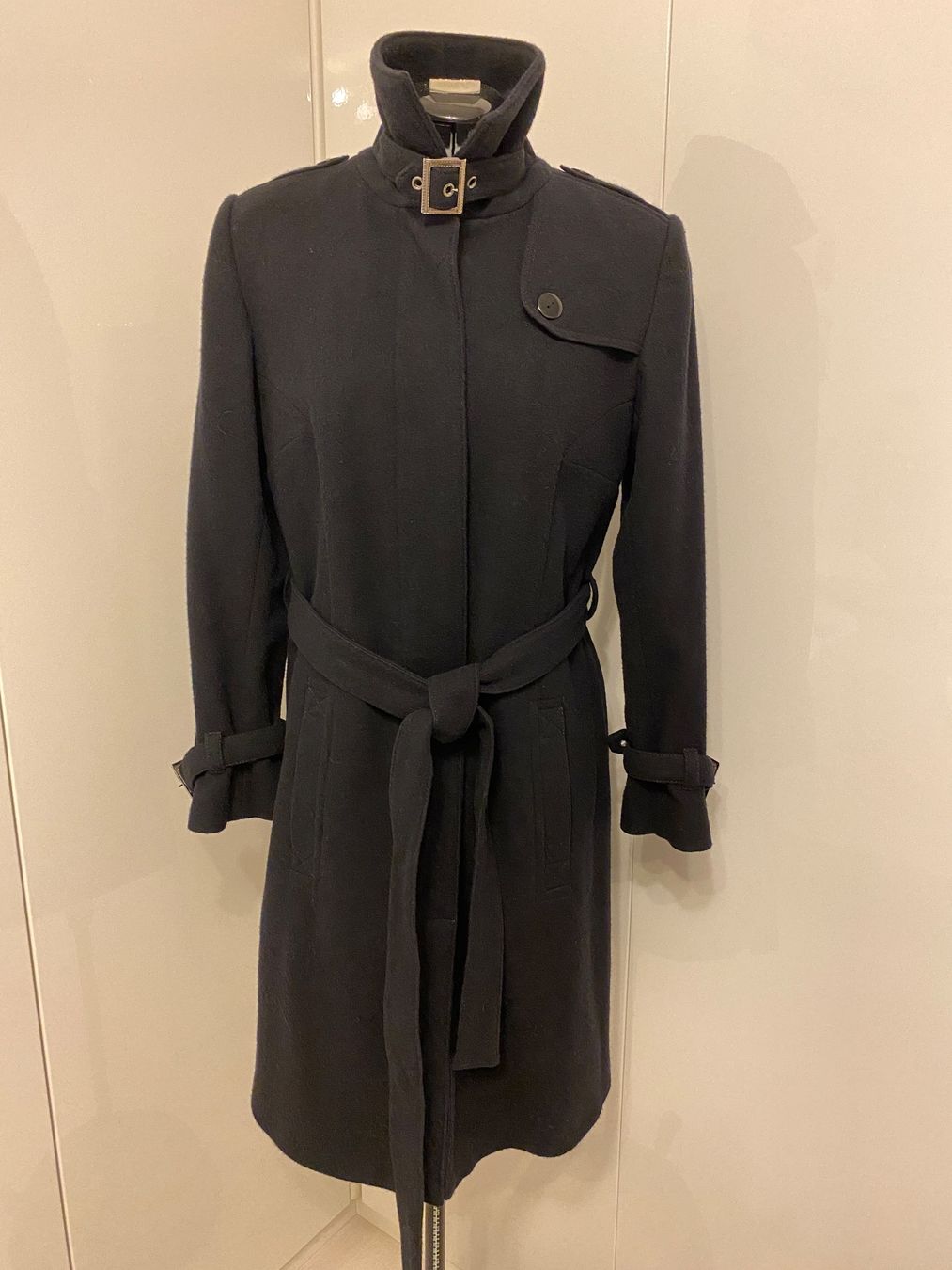 Cappotti: Exklusiver Kaschmir-Designermantel mit Seidenfutter Gr. S – Nuovo (secondo la descrizione) da Grenchen venduto da olecka24