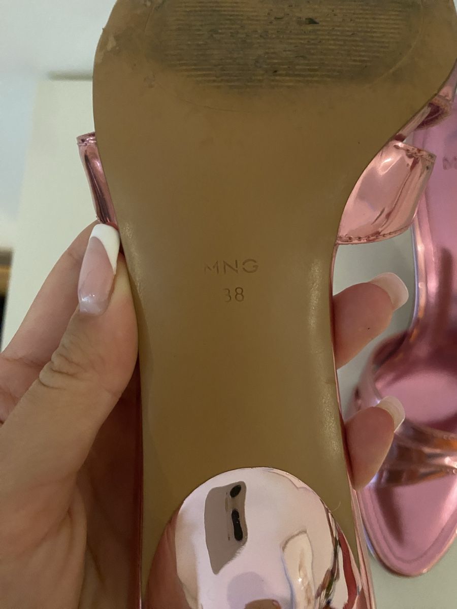 Mango Chaussures femmes: Mango Kitten Heels Size 38 Pink Metallic – Neuf (Voir description) à Zürich par lib_s9yb 1