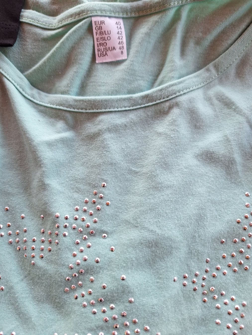 Kleiderpakete: 6 STK T-SHIRTS IN GR 40 – Gebraucht aus Huttwil von Kunterbuntli 5